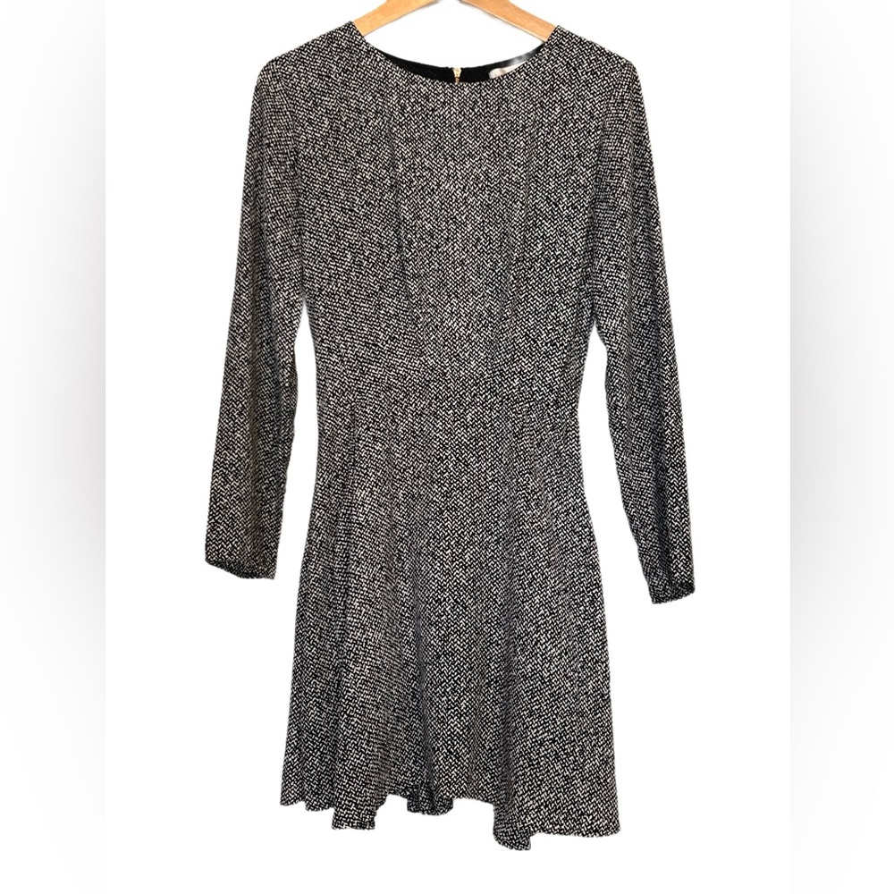 Vintage Luxe Apothetique - Elegant Black and White Women's Dress